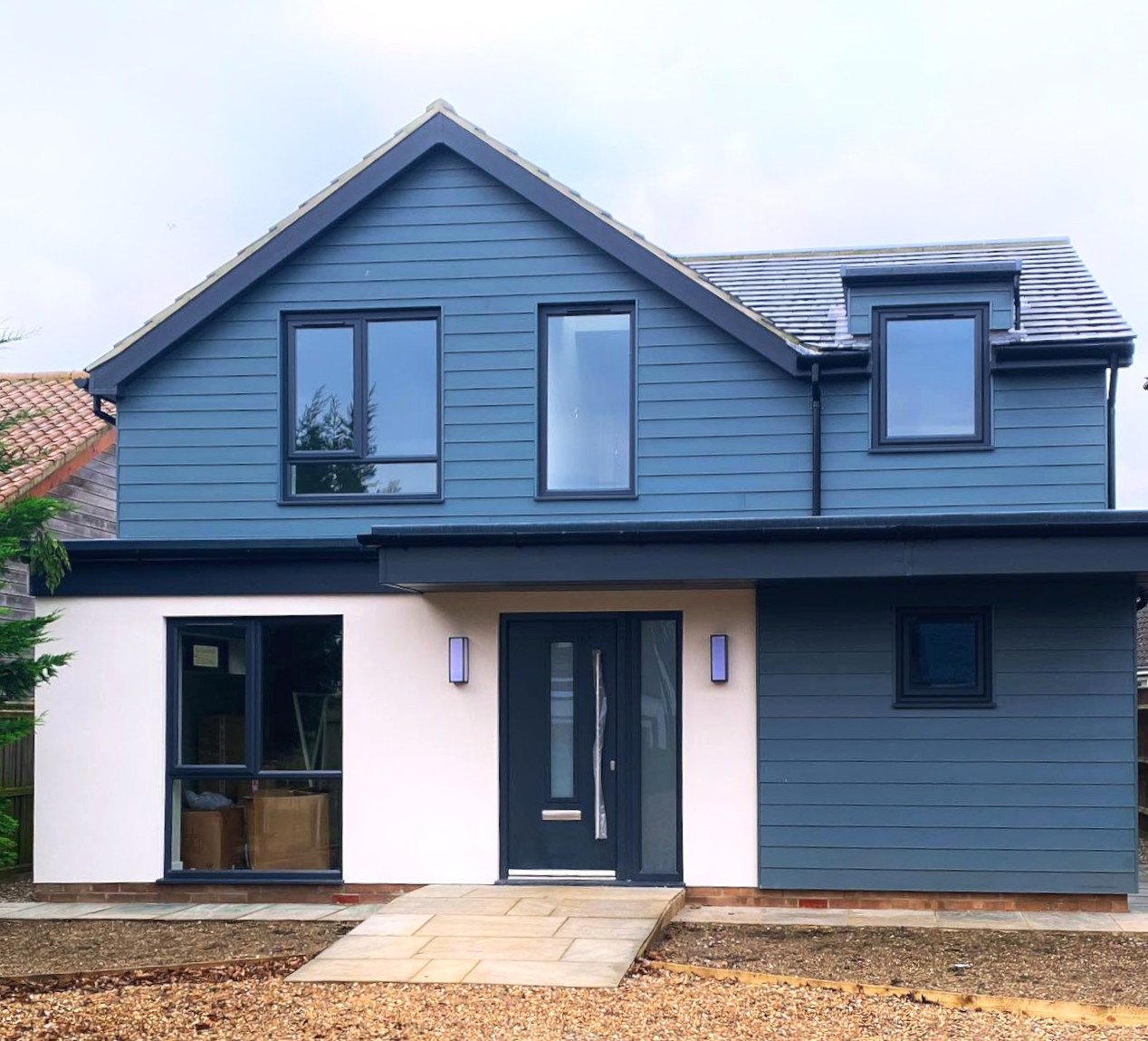 Construction-Holt-1-Featured